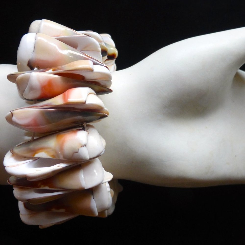 Women's Sea shell stretchy bracelet